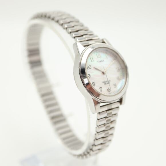 Timex Indiglo Silver Tone MOP 26mm Womens Watch Stretch Band w New Battery - Picture 9 of 12